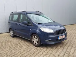 Blau Gebraucht 2015 Ford Tourneo Courier S Van / Kleinbus | 6.999 € (Fairer Preis)