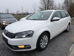 Weiß Gebraucht 2012 VW Passat Limousine | 6.300 € (Superpreis)