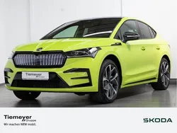 Grün Gebraucht 2023 Skoda Enyaq iV RS SUV | 49.980 € (Etwas zu teuer)