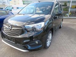Schwarz Gebraucht 2018 Opel Combo Life Innovation Van / Kleinbus | 14.500 € (Fairer Preis)