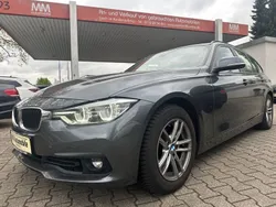 Grau Gebraucht 2019 BMW 318 Advantage Kombi | 17.950 € (Guter Preis)