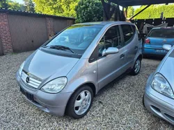 Silber Gebraucht 1999 Mercedes A140 Avantgarde Limousine | 2.450 € (Etwas zu teuer)