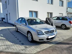 Silber Gebraucht 2003 Opel Vectra GTS Limousine | 900 € (Fairer Preis)