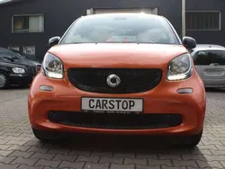 Schwarz Gebraucht 2014 Smart ForTwo Coupé Basis Kleinwagen | 5.900 € (Fairer Preis)