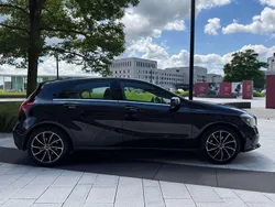 Schwarz Gebraucht 2015 Mercedes A180 Limousine | 10.800 € (Guter Preis)