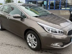Braun Gebraucht 2014 Kia Ceed Sportswagon Kombi | 8.980 € (Fairer Preis)
