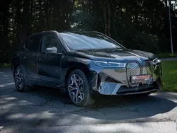 Grau Gebraucht 2022 BMW iX M Sport SUV | 59.900 € (Teuer)