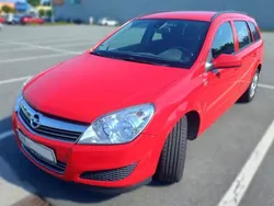 Rot Gebraucht 2008 Opel Astra Edition Limousine | 2.450 € (Guter Preis)