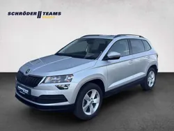 Brilliantsilber Gebraucht 2022 Skoda Karoq Ambition SUV | 27.890 € (Fairer Preis)