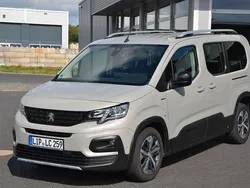 Grau Gebraucht 2019 Peugeot Rifter GT-line Van / Kleinbus | 21.490 € (Teuer)