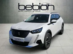 Weiß Gebraucht 2021 Peugeot 2008 Allure SUV | 22.480 € (Teuer)