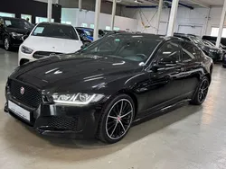 Schwarz Gebraucht 2019 Jaguar XE R-Sport Limousine | 21.890 € (Fairer Preis)