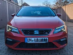 Rot Gebraucht 2017 Seat Leon ST Reference Kombi | 8.500 € (Fairer Preis)