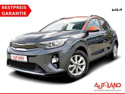 Grau Gebraucht 2018 Kia Stonic Vision SUV | 14.950 € (Teuer)