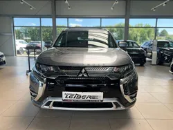 Titanium grey Gebraucht 2019 Mitsubishi Outlander P-HEV Top SUV | 24.200 € (Fairer Preis)
