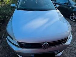 Silber Gebraucht 2014 VW Jetta Hybrid Comfortline Limousine | 10.900 €