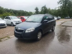 Grau Gebraucht 2009 Skoda Fabia Classic Kombi | 2.990 € (Fairer Preis)