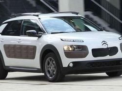 Silber Gebraucht 2015 Citroën C4 Cactus PureTech Kleinwagen | 10.500 € (Fairer Preis)