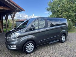 Grau Gebraucht 2018 Ford Tourneo Trend Van / Kleinbus | 29.000 € (Fairer Preis)
