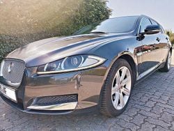 Grau Gebraucht 2014 Jaguar XF Sportbrake S Kombi | 8.390 € (Fairer Preis)