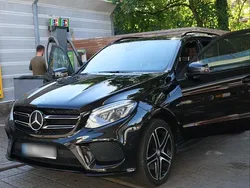 Schwarz Gebraucht 2016 Mercedes GLE43 AMG AMG SUV | 29.950 € (Fairer Preis)