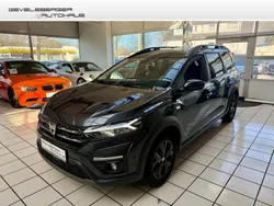 Grau Gebraucht 2022 Dacia Jogger Extreme Van / Kleinbus | 17.980 € (Fairer Preis)