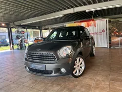 Grau Gebraucht 2014 Mini Cooper D Countryman SUV | 10.490 € (Etwas zu teuer)
