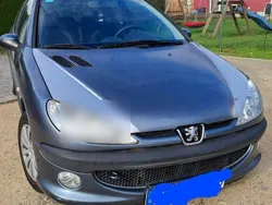 Grau Gebraucht 2005 Peugeot 206 Kleinwagen | 400 € (Superpreis)