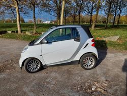 Weiß Gebraucht 2010 Smart ForTwo Cabrio Cabrio | 5.500 €
