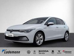 Pure white Gebraucht 2022 VW Golf VIII Style Limousine | 22.188 € (Fairer Preis)