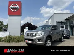 Grau Gebraucht 2021 Nissan Navara Acenta Abholung | 26.950 € (Fairer Preis)