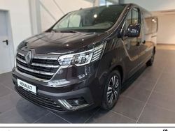 Tenebroschwarz metallic Neu 2024 Renault Trafic Signature Van | 57.798 €