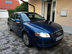 Blau Gebraucht 2006 Audi A4 Limousine | 4.400 € (Etwas zu teuer)