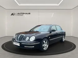 Kia Opirus