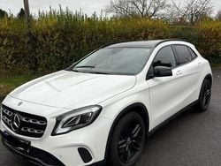 Weiß Gebraucht 2019 Mercedes GLA250 SUV | 22.000 € (Fairer Preis)