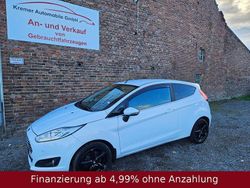 Weiß Gebraucht 2015 Ford Fiesta Titanium Kleinwagen | 4.990 € (Fairer Preis)