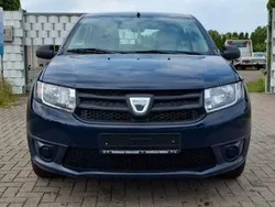 Blau Gebraucht 2014 Dacia Sandero Ambiance Kleinwagen | 1.300 €