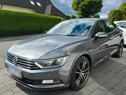 Grau Gebraucht 2015 VW Passat Limousine | 11.200 € (Fairer Preis)