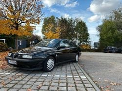 Schwarz Gebraucht 1992 Alfa Romeo 155 Limousine | 8.500 €