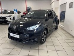 Schwarz Neu 2025 Toyota Yaris Hybrid Comfort Limousine | 27.690 € (Etwas zu teuer)