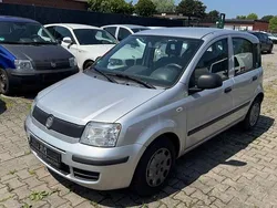 Silber Gebraucht 2011 Fiat Panda Kleinwagen | 2.450 € (Fairer Preis)