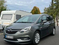 Grün Gebraucht 2017 Opel Zafira Tourer Van / Kleinbus | 13.495 € (Teuer)