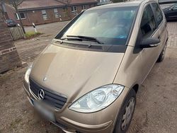 Gold Gebraucht 2006 Mercedes A180 Kleinwagen | 4.350 € (Fairer Preis)