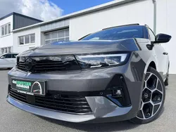 Vulkan grau Gebraucht 2024 Opel Astra Ultimate Kombi | 26.460 € (Fairer Preis)