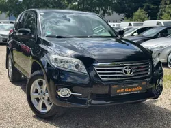 Schwarz Gebraucht 2010 Toyota RAV4 SUV | 9.290 € (Fairer Preis)
