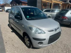 Grau Gebraucht 2008 Hyundai i10 Kleinwagen | 1.200 €