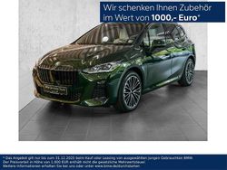 Grün Neu 2025 BMW 225 M Sport Van / Kleinbus | 54.980 € (Teuer)