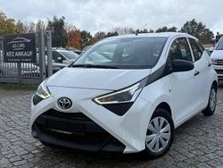 Weiß Gebraucht 2021 Toyota Aygo X SUV | 7.990 €