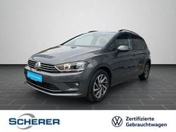 Grau Gebraucht 2017 VW Golf Sportsvan Sound Van / Kleinbus | 12.590 € (Fairer Preis)