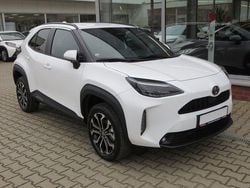 Schneeweiß Gebraucht 2024 Toyota Yaris Cross Team SUV | 27.880 € (Guter Preis)